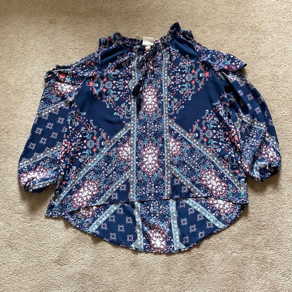 Knox Rose Boho Shirt with Cold Shoulder and Tassels - Picture 2 of 10